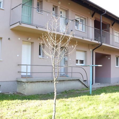Angela Apartment Загреб Экстерьер фото