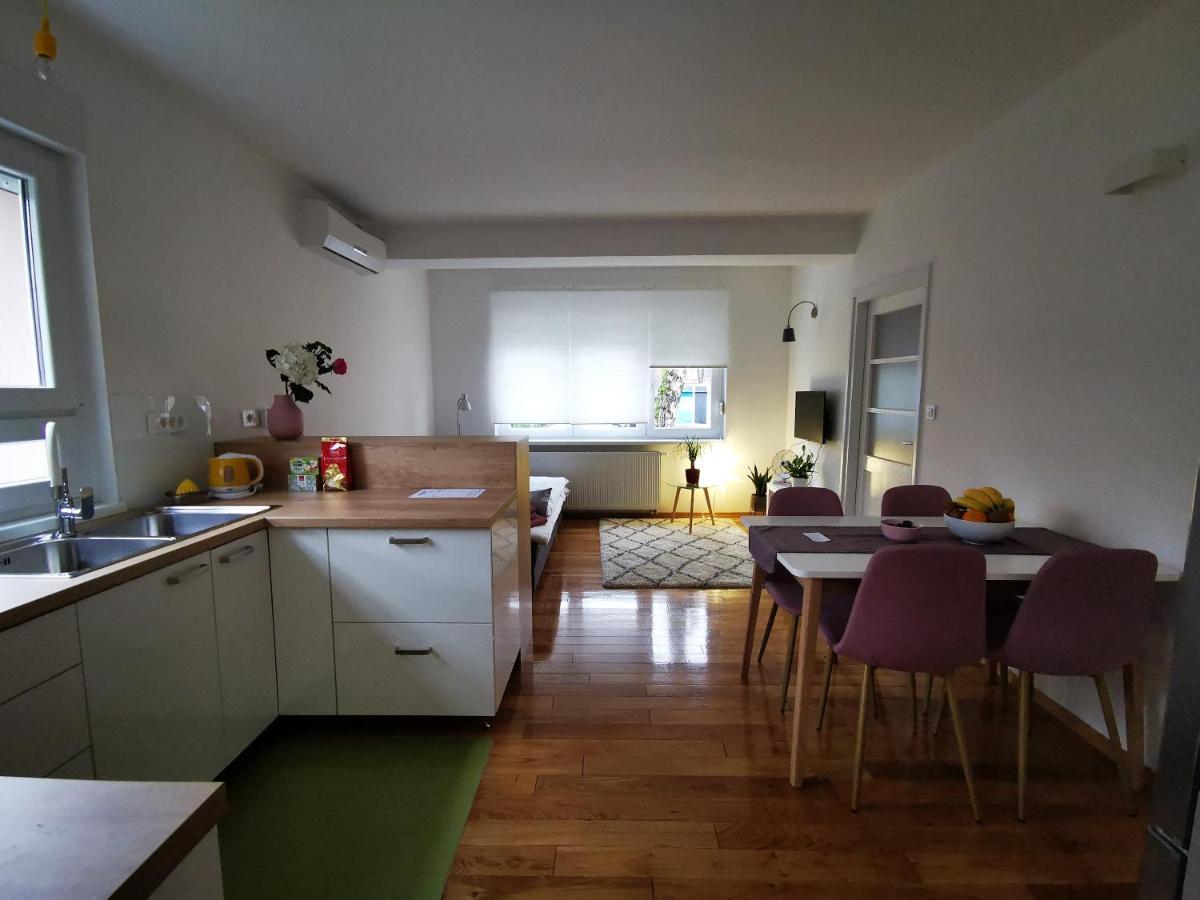 Angela Apartment Загреб Экстерьер фото